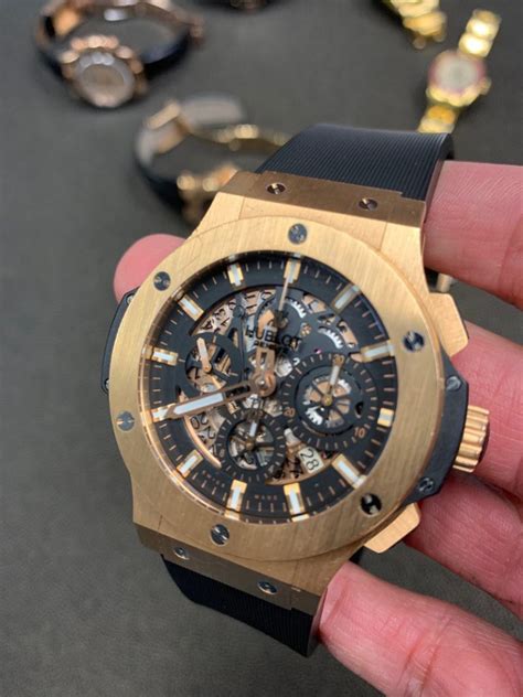 hublot big bang rose gold red blue stripes on dial|Hublot 582888 big bang.